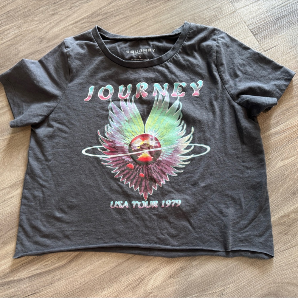 CROPPED JOURNEY TOUR T SHIRT REPRINT OF 1979 TOUR